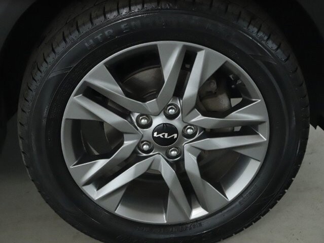 2022 Kia Seltos in Bedford, OH 44146 - 18081060 10