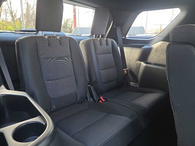 2019 Ford Explorer in Knoxville, TN 37912 - 18081071 13