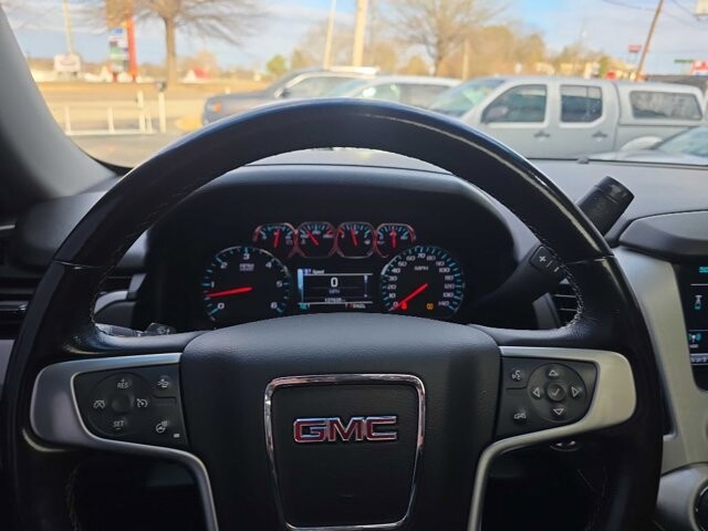 2018 GMC Yukon in Knoxville, TN 37912 - 18081073 9