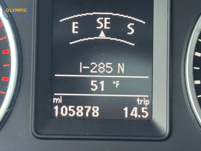 2016 Volkswagen Tiguan in Decatur, GA 30032 - 18081075 26