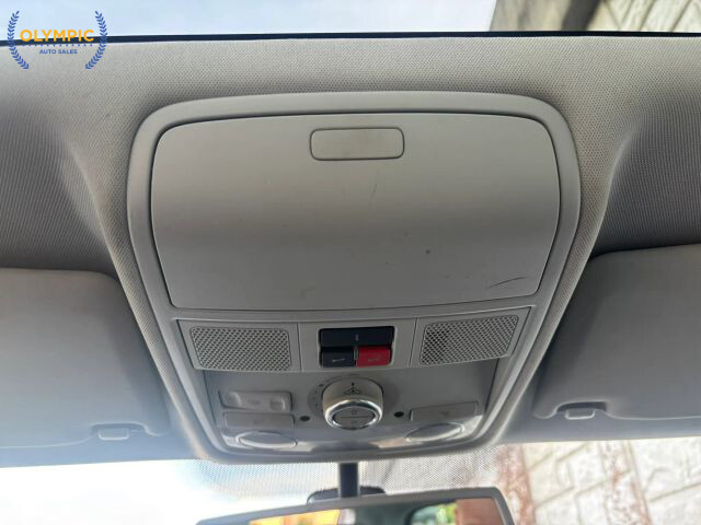 2016 Volkswagen Tiguan in Decatur, GA 30032 - 18081075 35