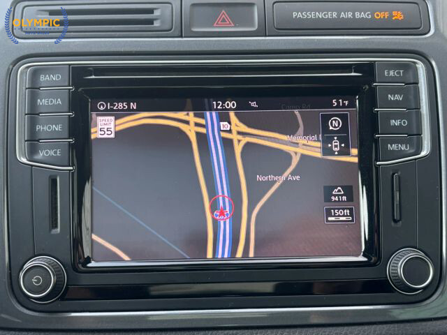 2016 Volkswagen Tiguan in Decatur, GA 30032 - 18081075 29