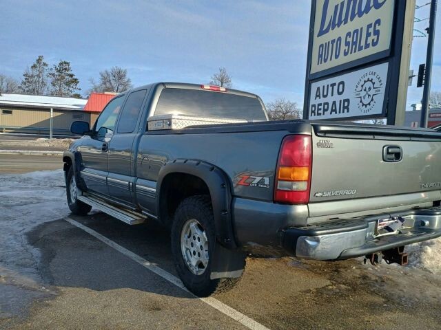 2001 Chevrolet Silverado 1500 in Wadena, MN 56482 - 18081076 4