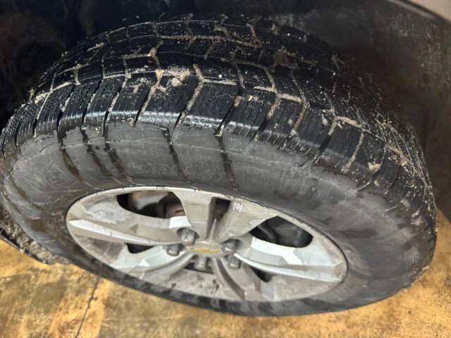 2012 Chevrolet Equinox in Wadena, MN 56482 - 18081078 12