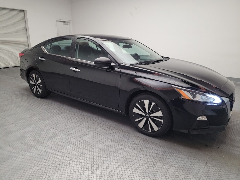 2022 Nissan Altima in Riverside, CA 92504 - 18081090 11