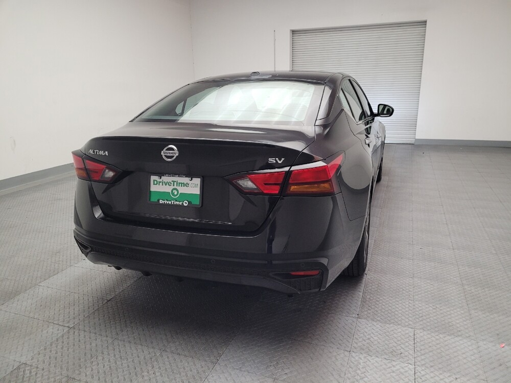 2022 Nissan Altima in Riverside, CA 92504 - 18081090 7