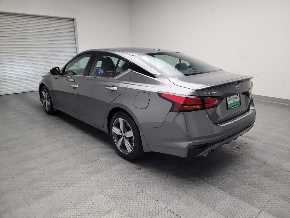 2019 Nissan Altima in Sacramento, CA 95821 - 18081091 5