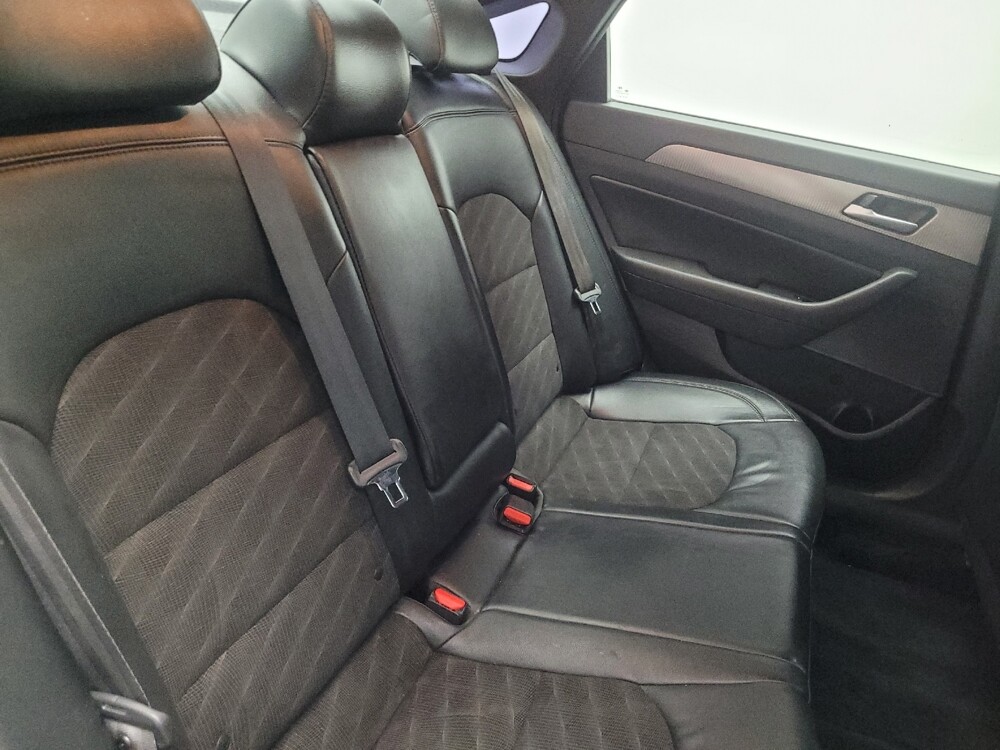 2018 Hyundai Sonata in Jackson, MS 39211 - 18081094 19