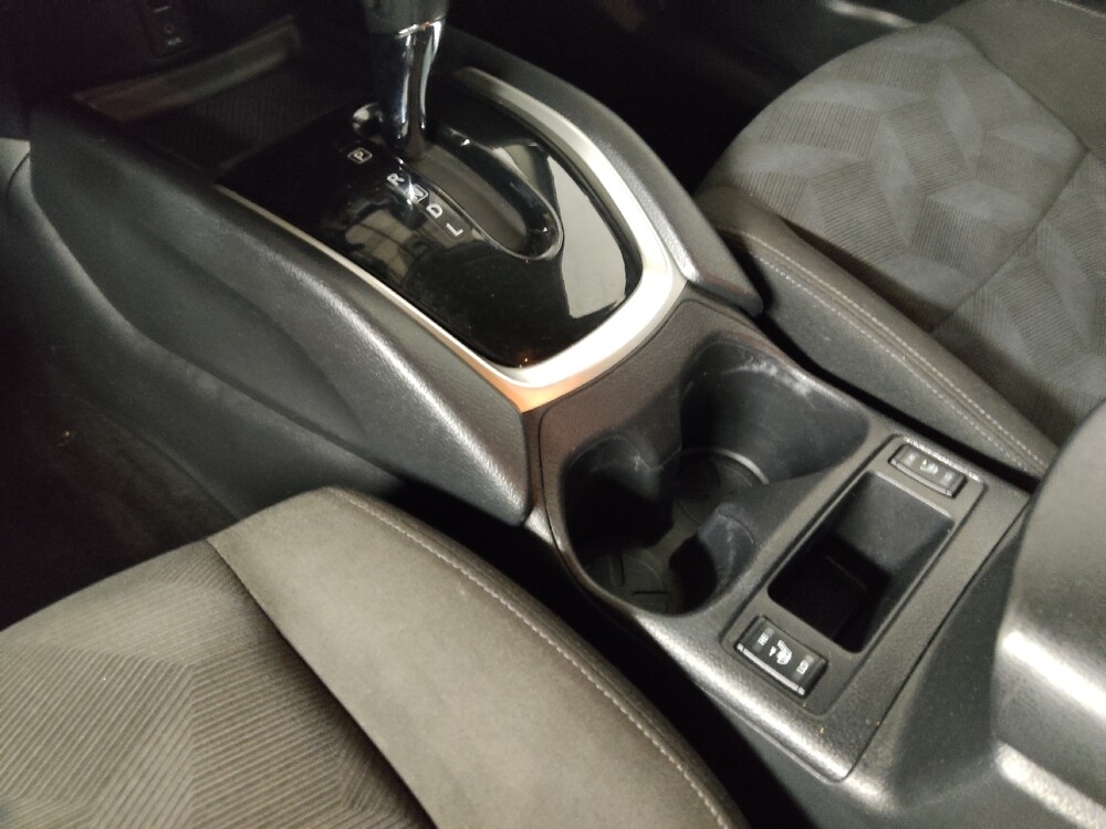 2016 Nissan Rogue in Pelham, AL 35124 - 18081109 26