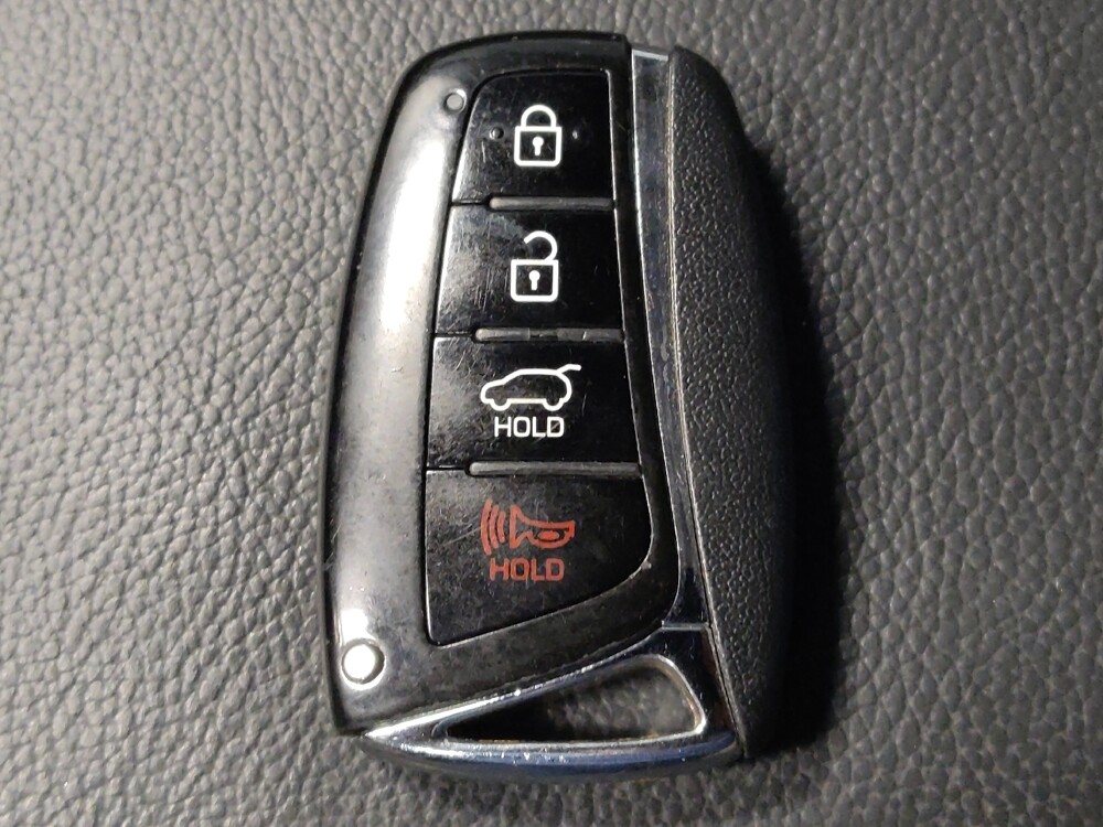 2017 Hyundai Santa Fe in Houston, TX 77060 - 18081110 32