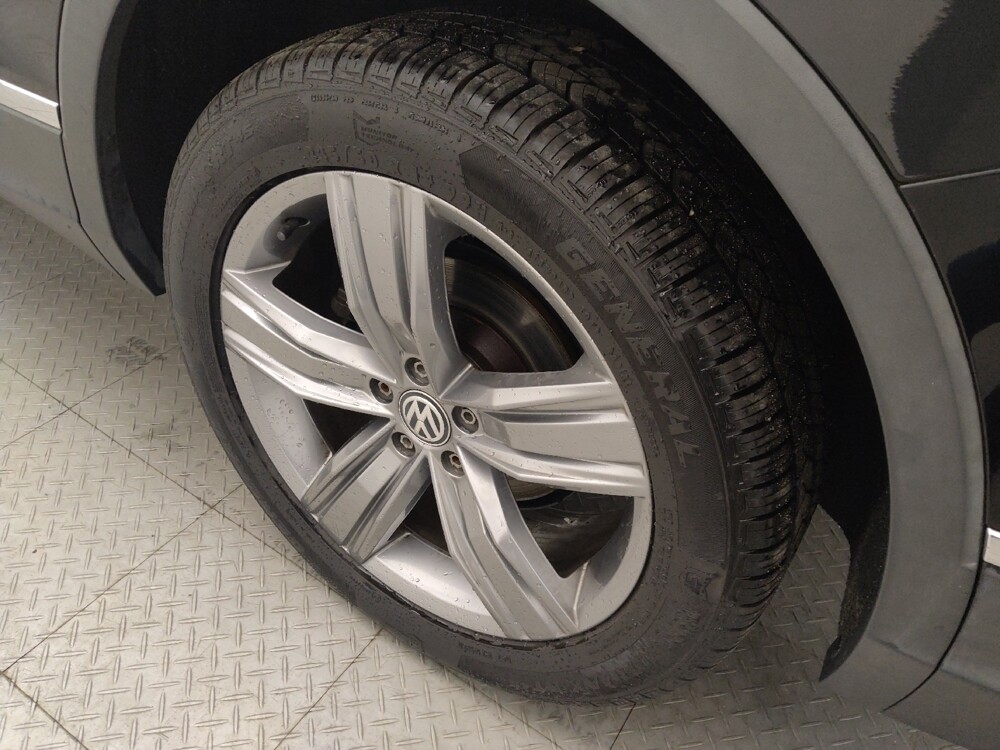 2019 Volkswagen Tiguan in Houston, TX 77060 - 18081112 31