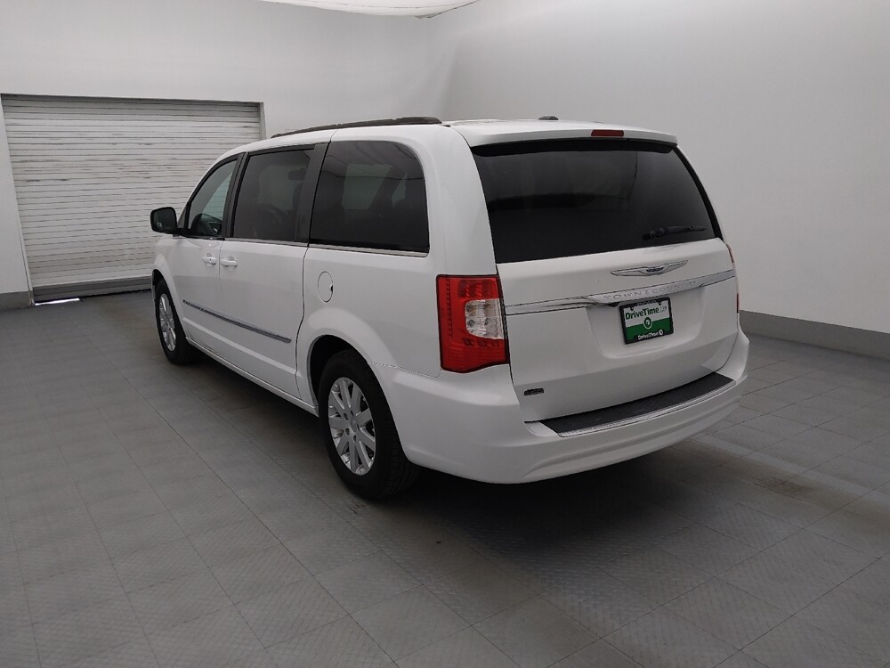 2014 Chrysler Town & Country in Bradenton, FL 34207 - 18081137 5