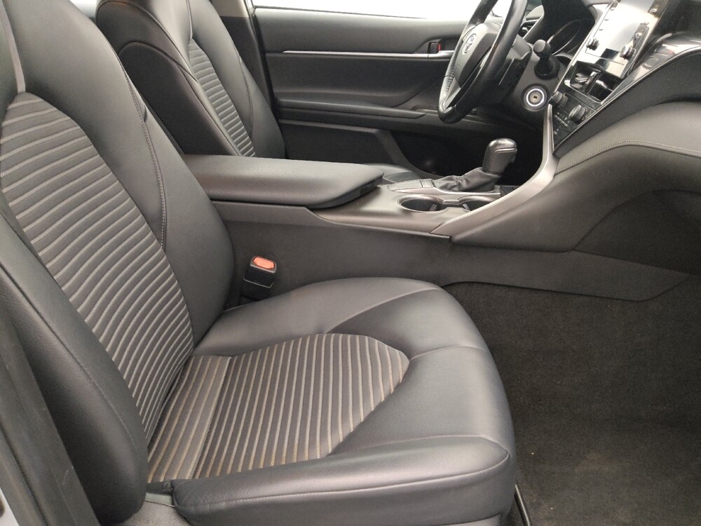 2022 Toyota Camry in Charleston, SC 29414 - 18081142 21