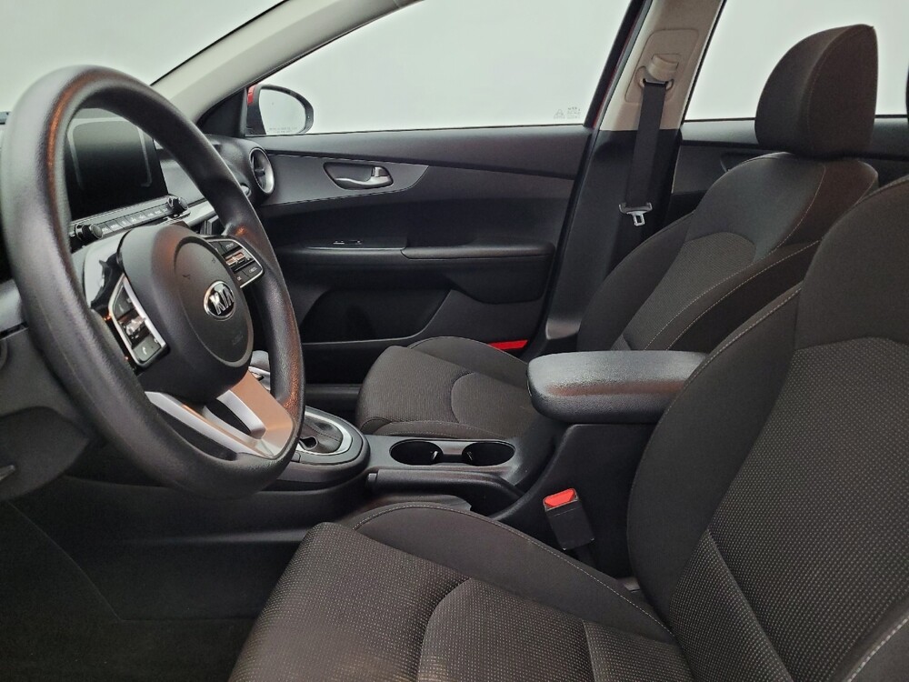 2020 Kia Forte in Clearwater, FL 33764 - 18081143 17