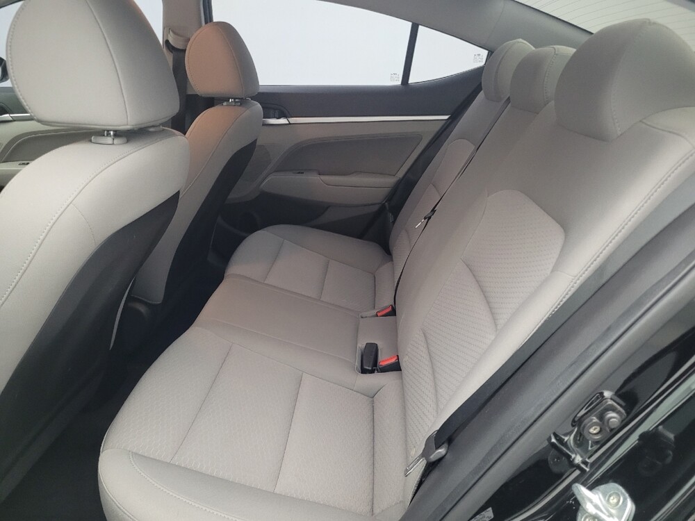 2020 Hyundai Elantra in Clearwater, FL 33764 - 18081145 18