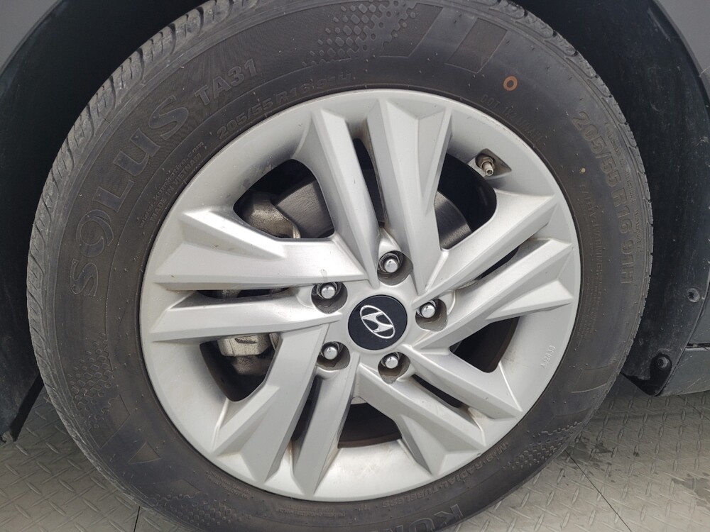 2020 Hyundai Elantra in Clearwater, FL 33764 - 18081145 31