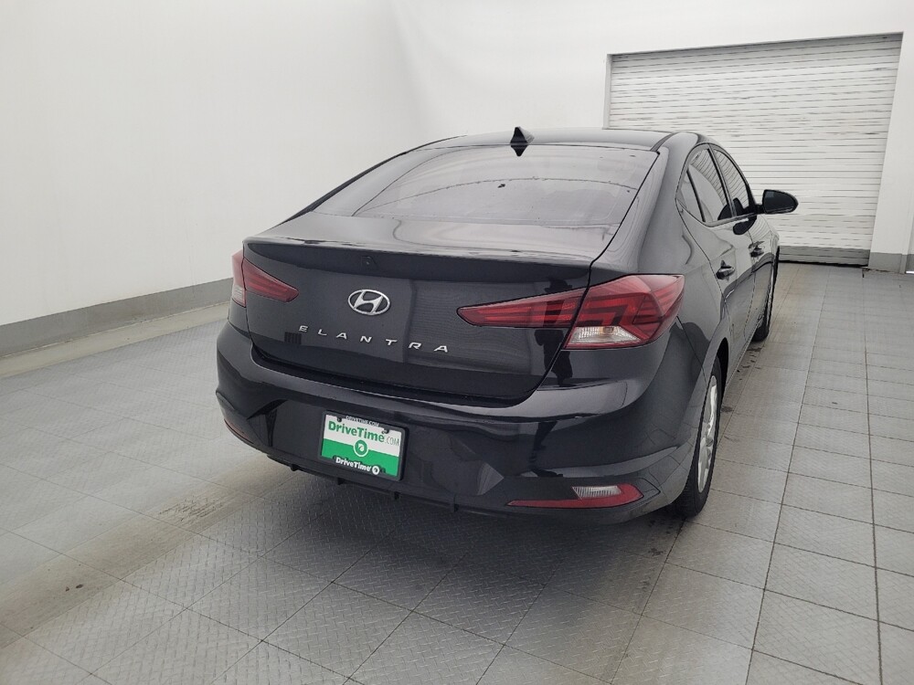2020 Hyundai Elantra in Clearwater, FL 33764 - 18081145 7