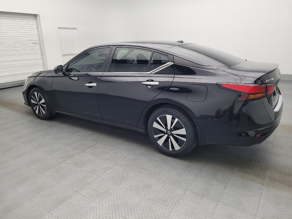 2022 Nissan Altima in Orlando, FL 32808 - 18081152 3