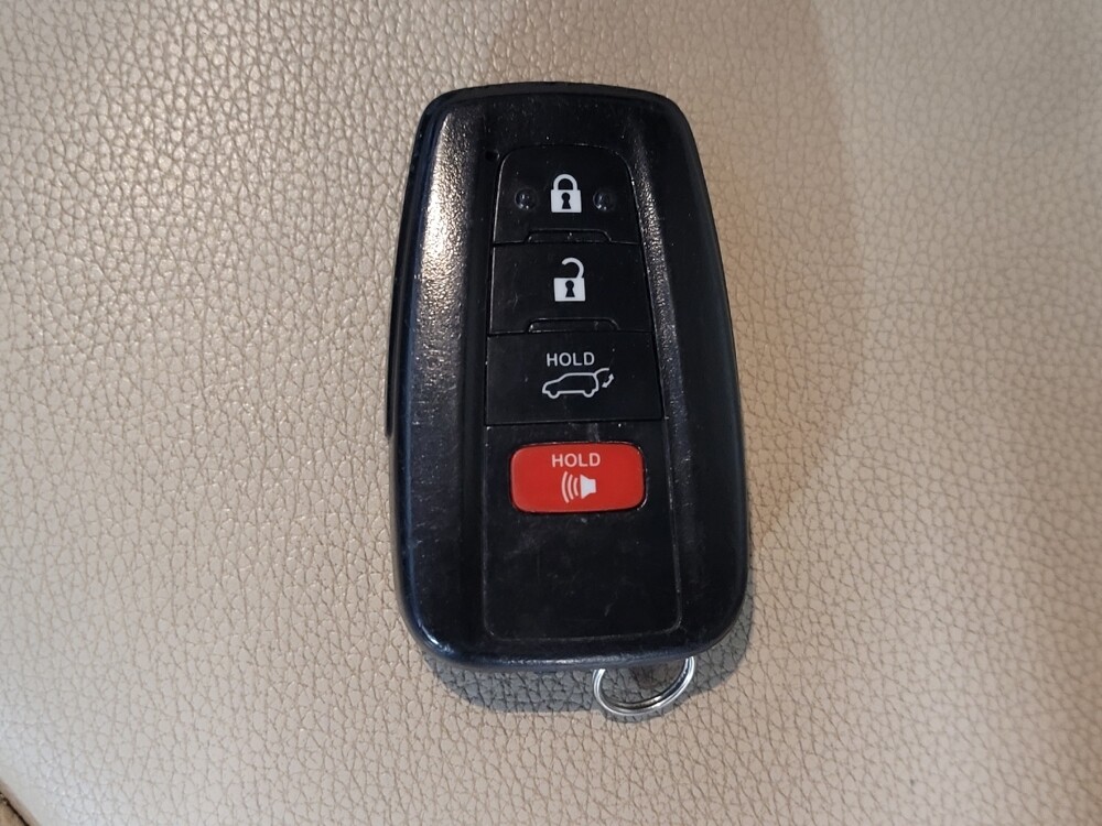 2022 Toyota Highlander in Sanford, FL 32773 - 18081156 32