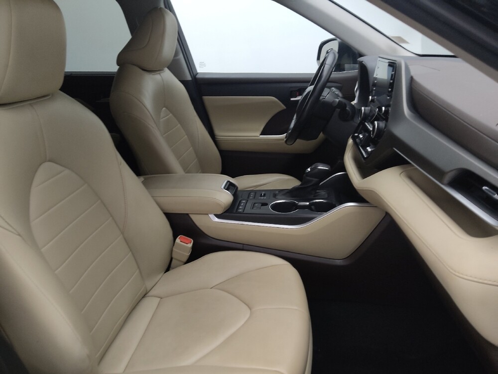 2022 Toyota Highlander in Sanford, FL 32773 - 18081156 21