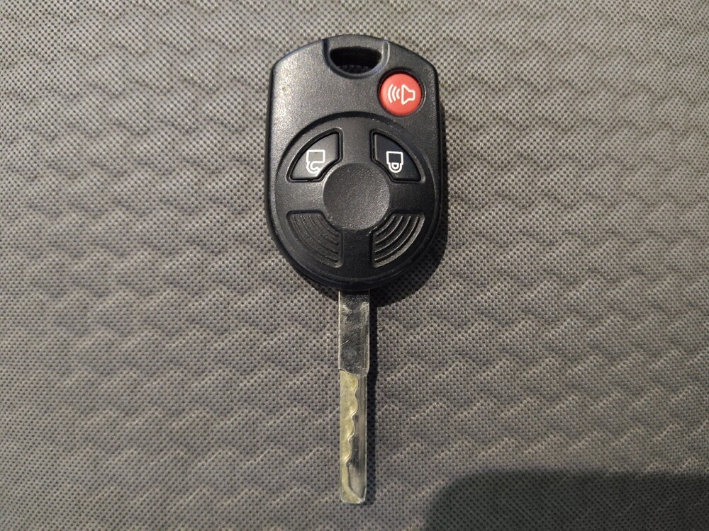 2018 Ford Escape in Charlotte, NC 28273 - 18081169 32