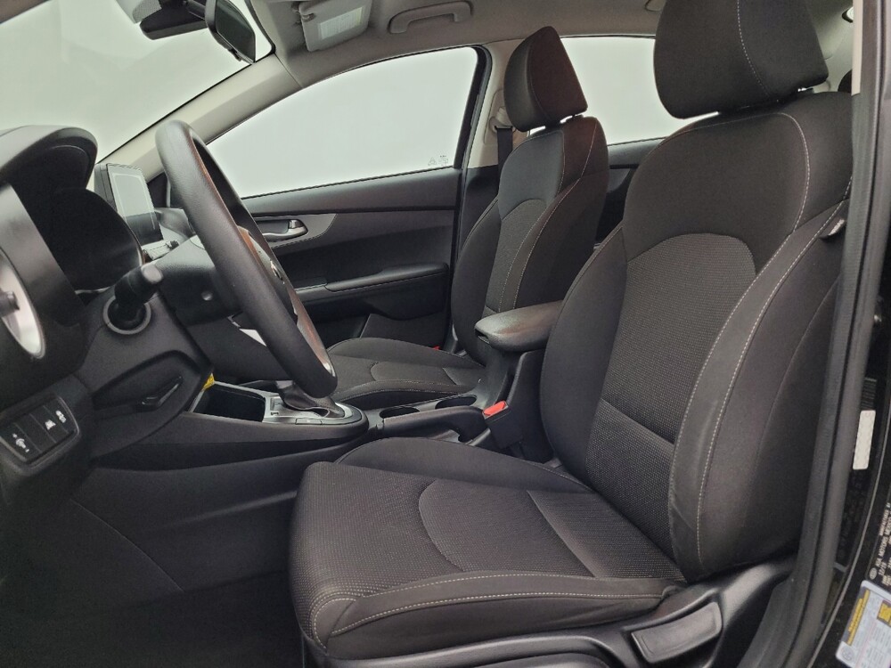 2020 Kia Forte in Greenville, SC 29607 - 18081182 17