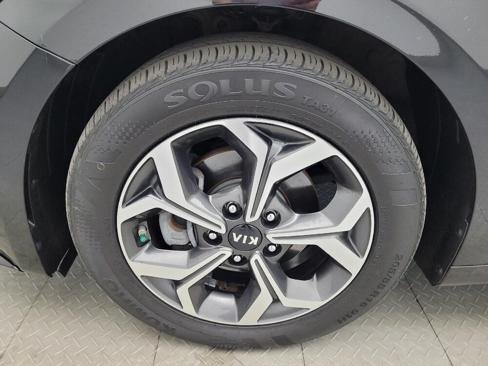 2020 Kia Forte in Greenville, SC 29607 - 18081182 31