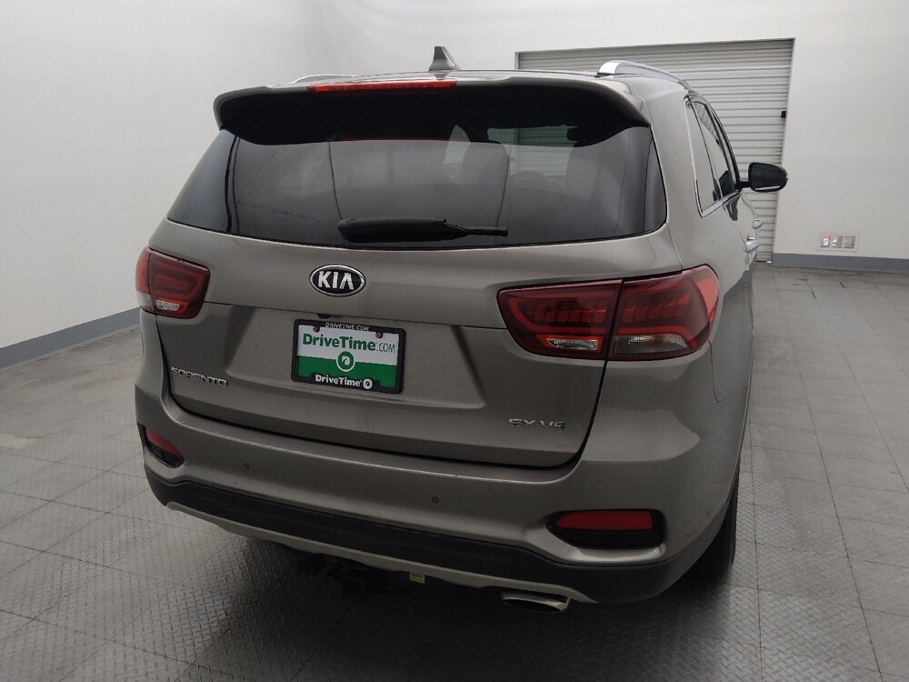 2019 Kia Sorento in Houston, TX 77060 - 18081193 7