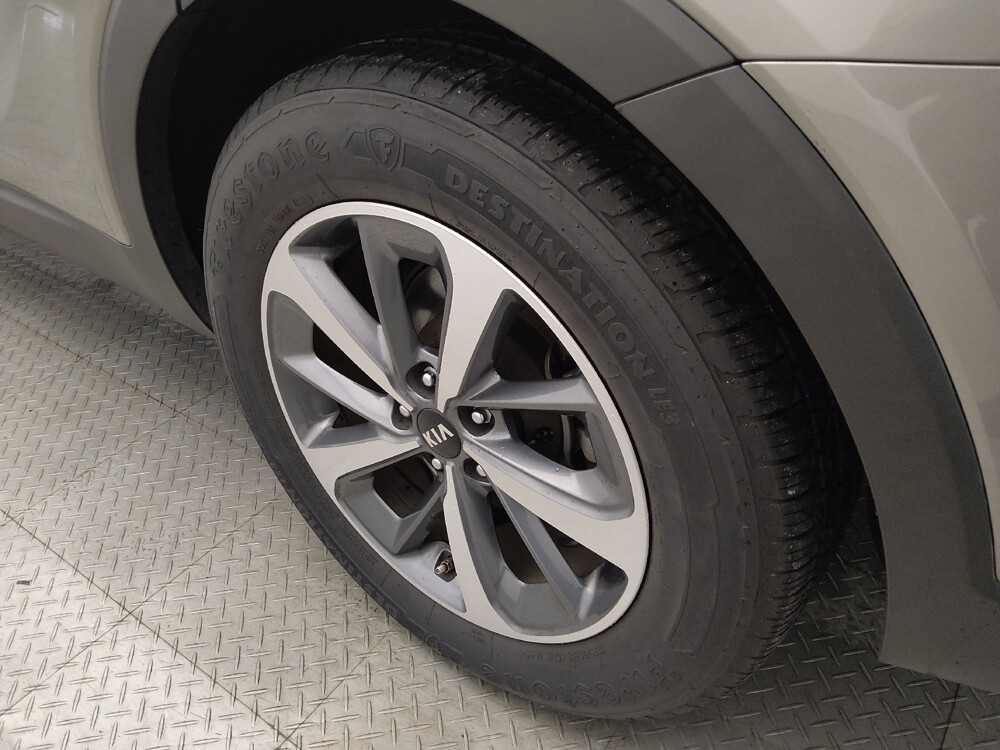 2019 Kia Sorento in Houston, TX 77060 - 18081193 31