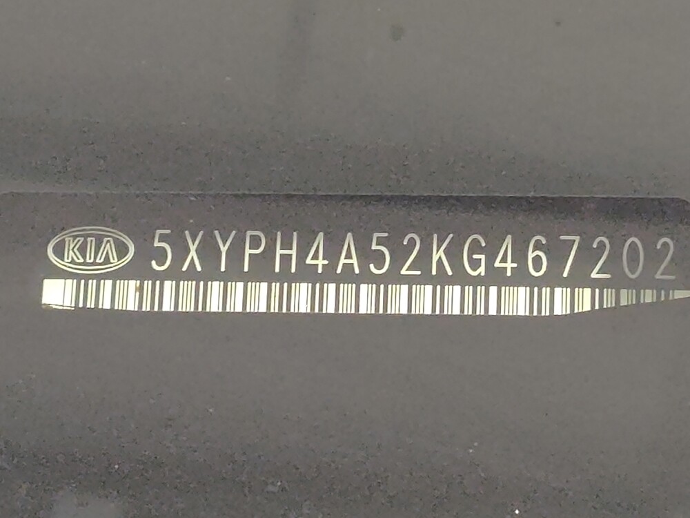 2019 Kia Sorento in Houston, TX 77060 - 18081193 33