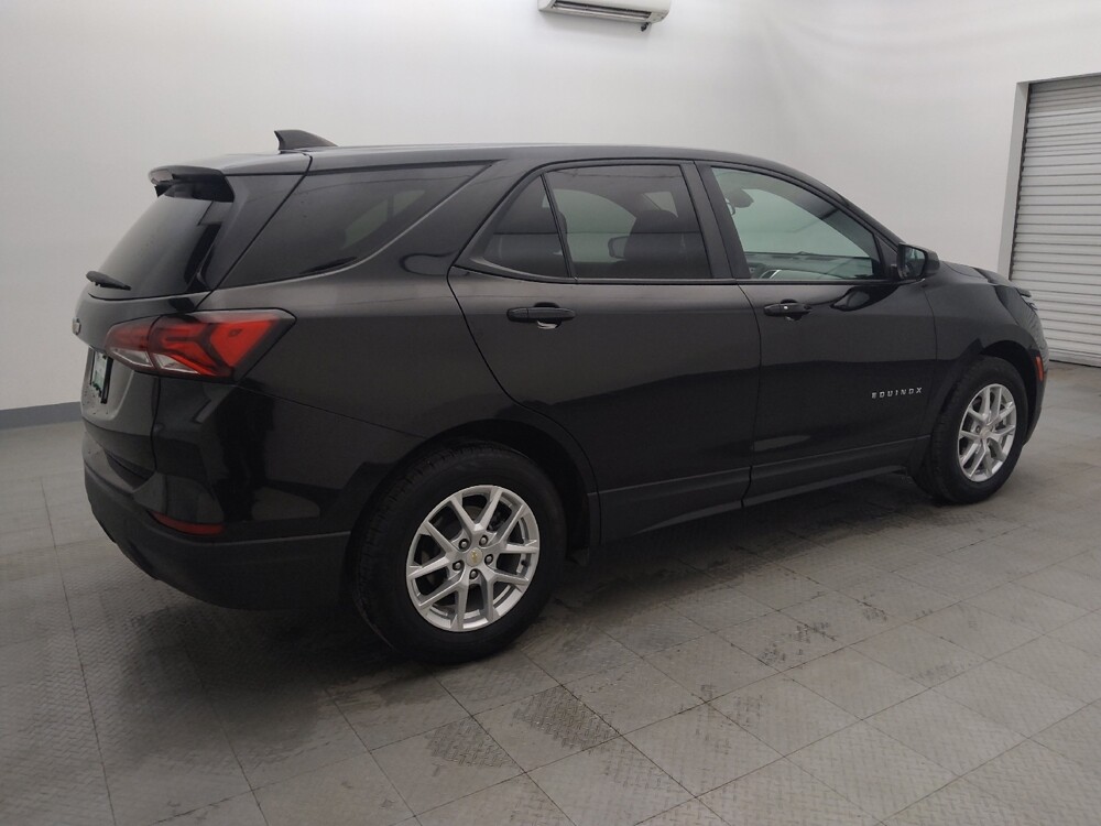 2022 Chevrolet Equinox in Houston, TX 77060 - 18081194 10