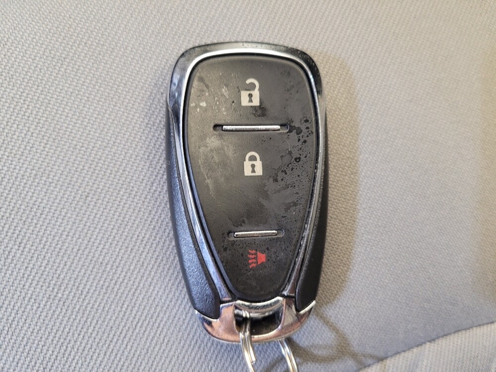 2021 Chevrolet Equinox in Fairfield, OH 45014 - 18081197 32