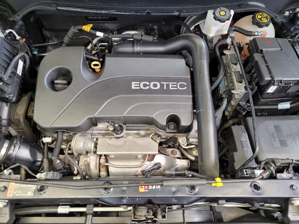 2021 Chevrolet Equinox in Fairfield, OH 45014 - 18081197 30