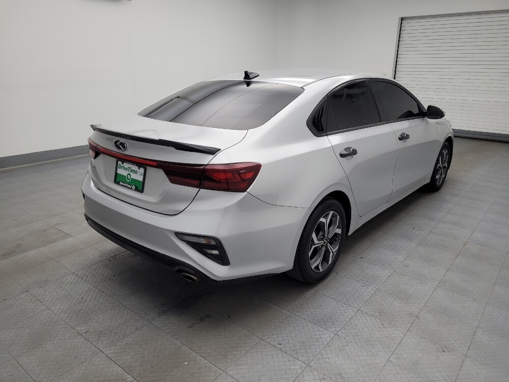 2019 Kia Forte in Fairfield, OH 45014 - 18081200 9