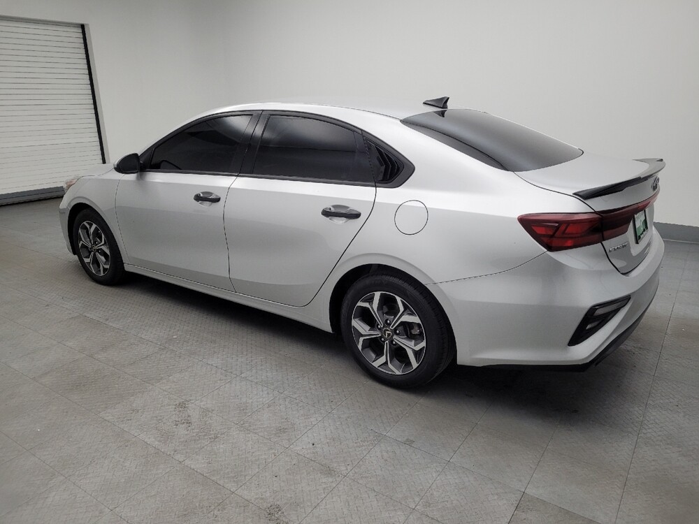 2019 Kia Forte in Fairfield, OH 45014 - 18081200 3