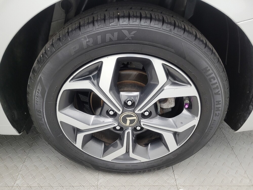 2019 Kia Forte in Fairfield, OH 45014 - 18081200 31