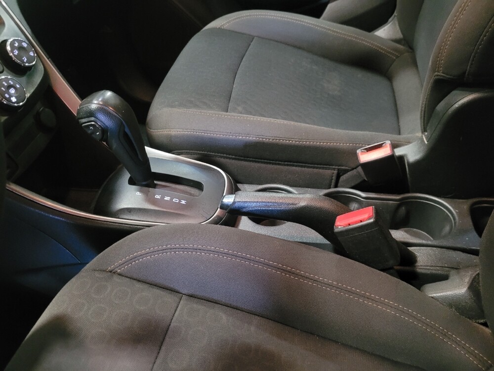 2018 Chevrolet Trax in Pittsburgh, PA 15237 - 18081204 26