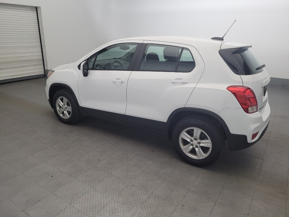 2018 Chevrolet Trax in Pittsburgh, PA 15237 - 18081204 3