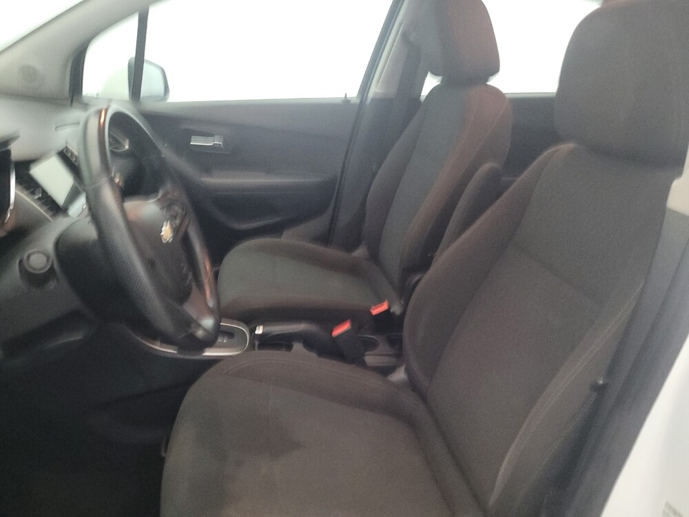 2018 Chevrolet Trax in Pittsburgh, PA 15237 - 18081204 17