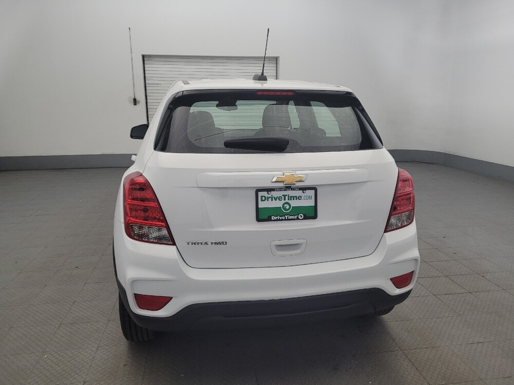 2018 Chevrolet Trax in Pittsburgh, PA 15237 - 18081204 6