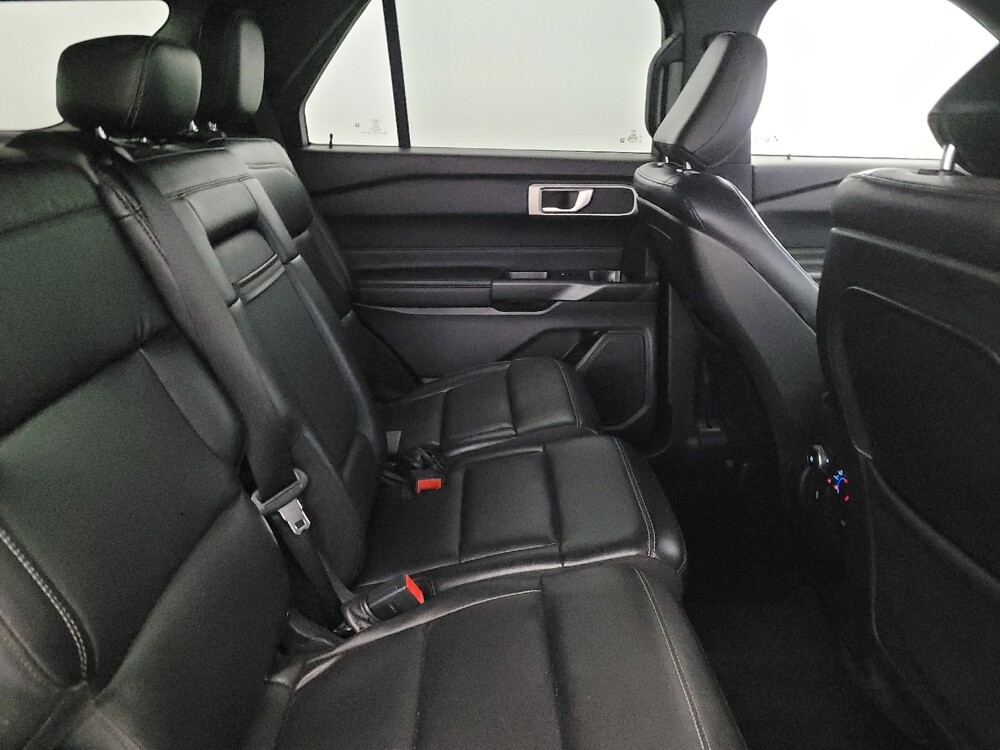 2020 Ford Explorer in Pittsburgh, PA 15236 - 18081212 19