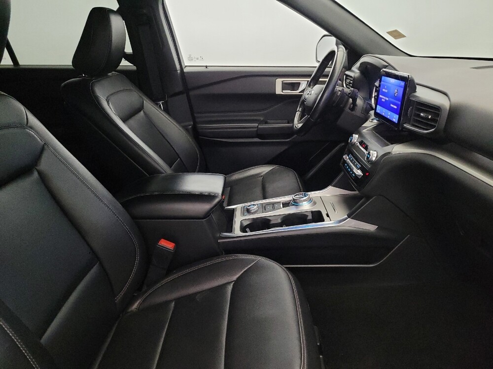 2020 Ford Explorer in Pittsburgh, PA 15236 - 18081212 21
