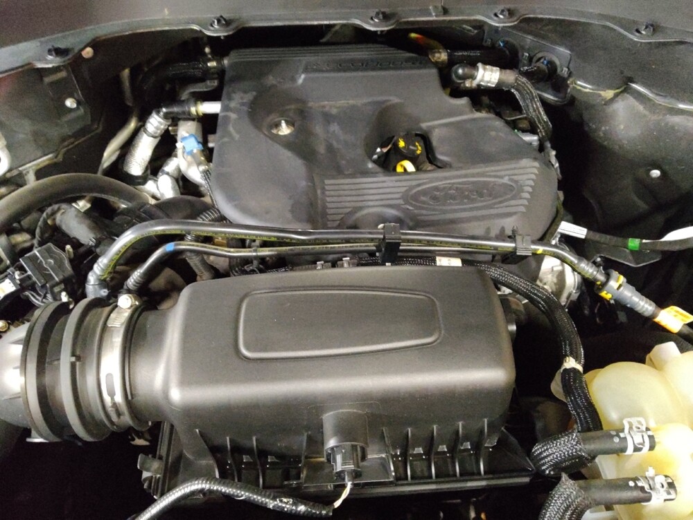 2020 Ford Explorer in Pittsburgh, PA 15236 - 18081212 30