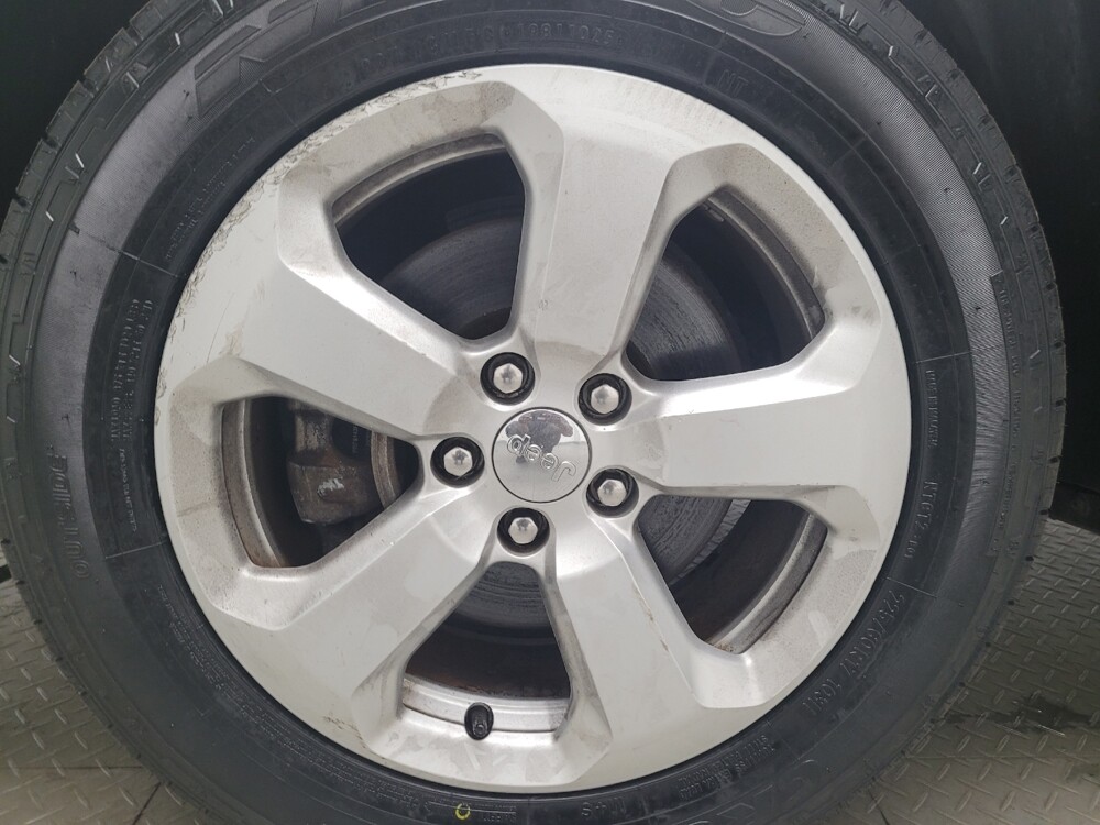 2018 Jeep Compass in Grand Rapids, MI 49508 - 18081227 30