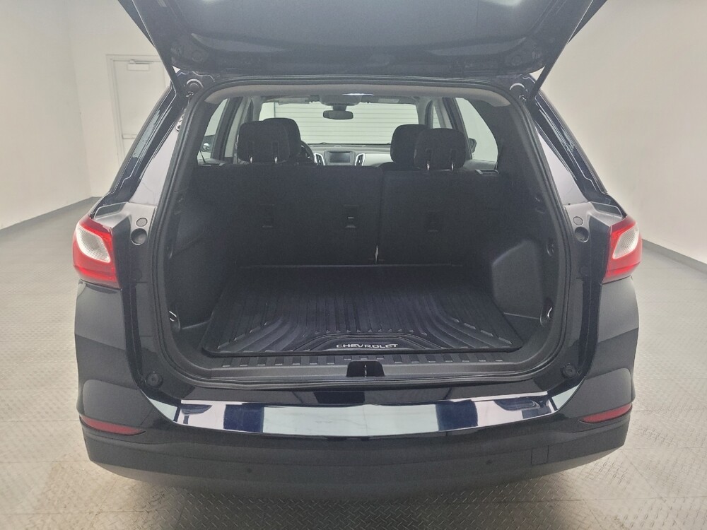 2020 Chevrolet Equinox in Eastpointe, MI 48021 - 18081230 29