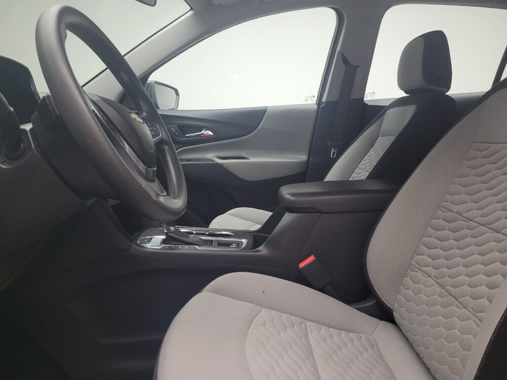 2020 Chevrolet Equinox in Eastpointe, MI 48021 - 18081230 17