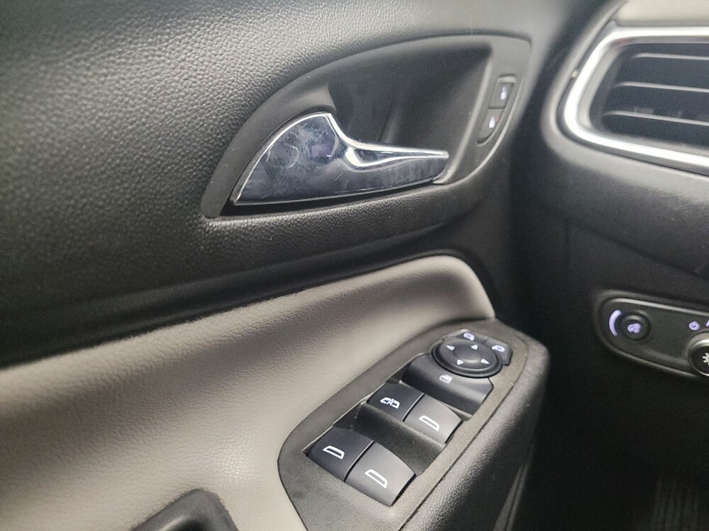 2020 Chevrolet Equinox in Eastpointe, MI 48021 - 18081230 27