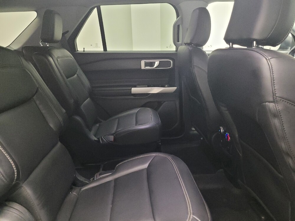 2021 Ford Explorer in Grand Rapids, MI 49508 - 18081231 19