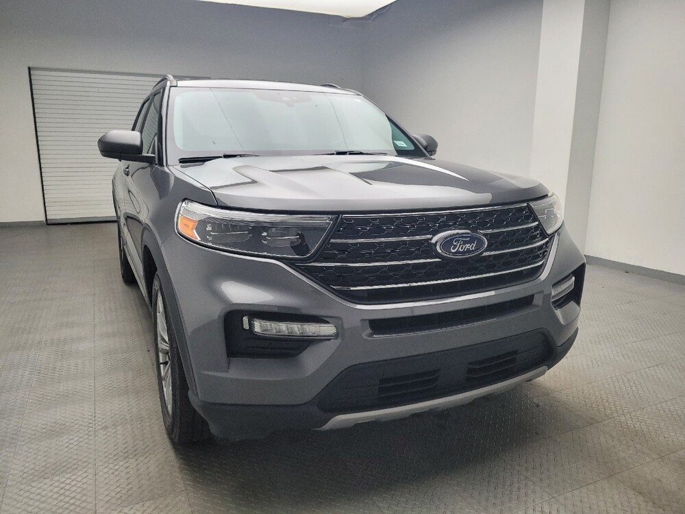 2021 Ford Explorer in Grand Rapids, MI 49508 - 18081231 14