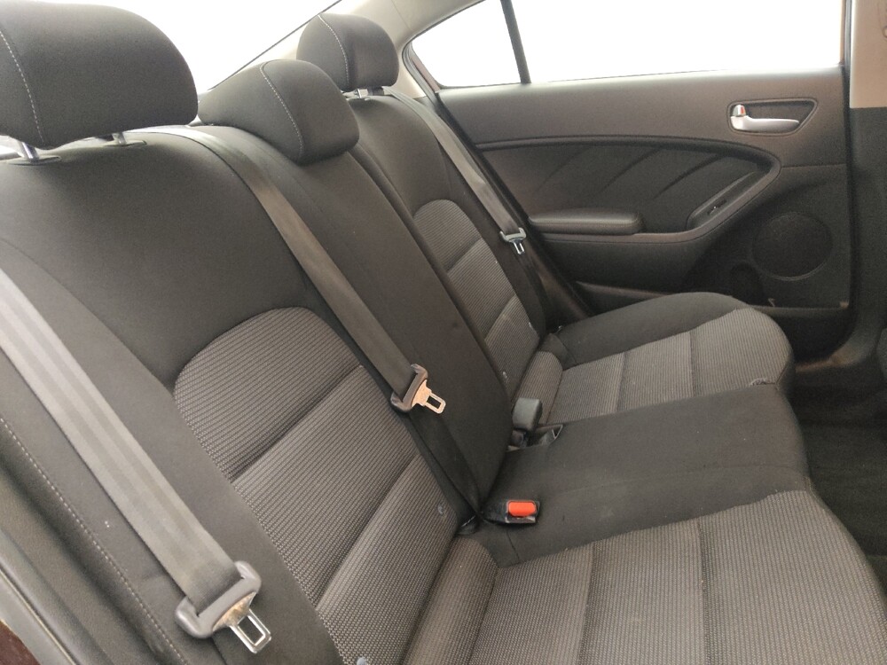 2017 Kia Forte in Sanford, FL 32773 - 18081236 19